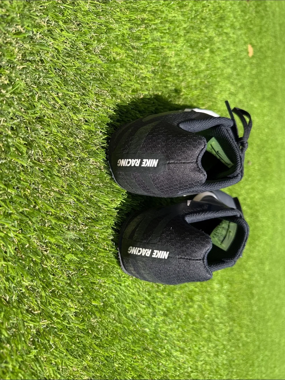 Nike Men’s Black and White Track and Field  spikes